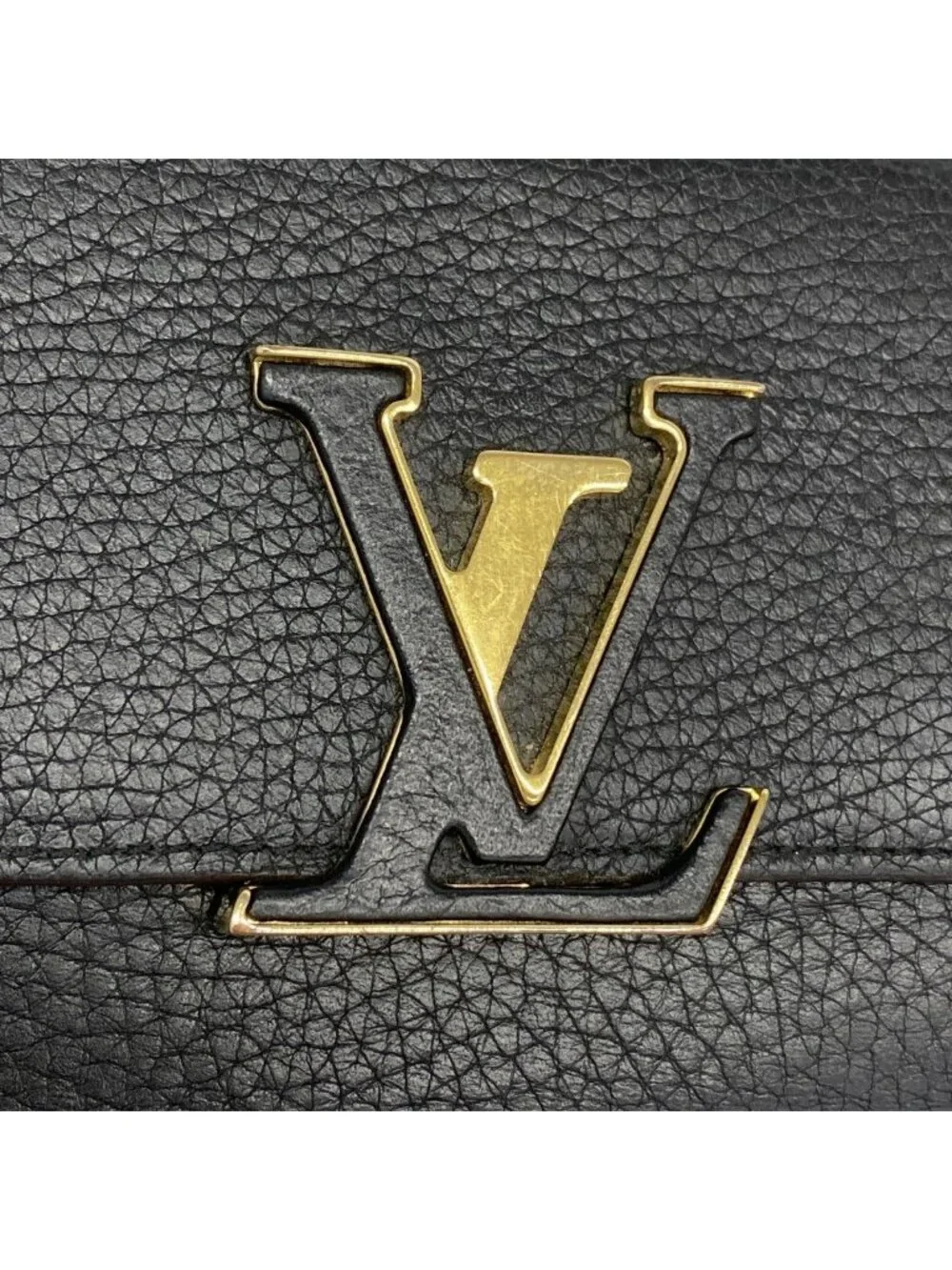 Louis Vuitton Wallet Taurillon Portefeuille Capucines Noir